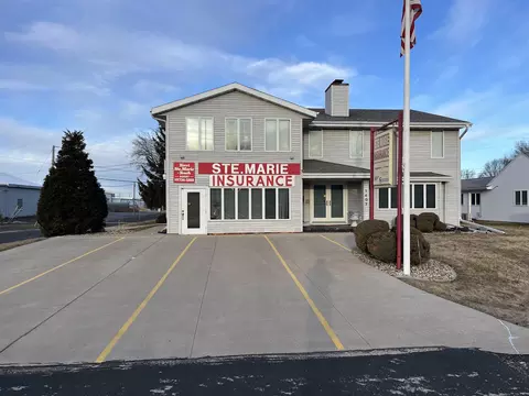 1407 N Lynndale Dr, Appleton, WI 54914