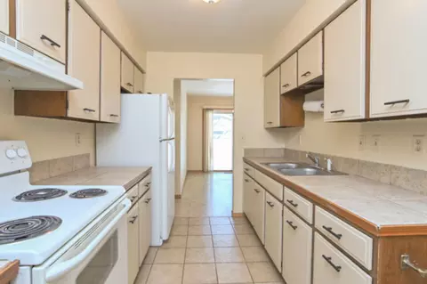 Kitchen - 2747 W 8th St, Appleton, WI 54914 photo 2 of 6
