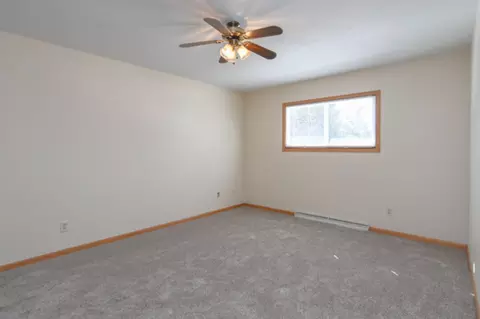 Bedroom - 2747 W 8th St, Appleton, WI 54914 photo 3 of 7