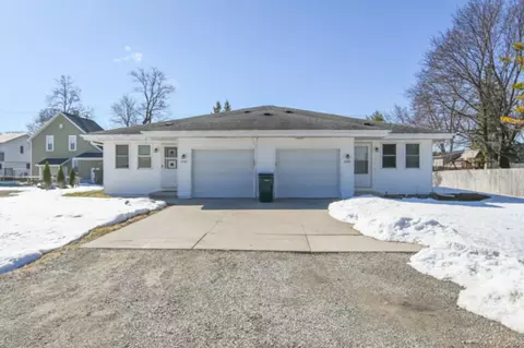 2747 W 8th St, Appleton, WI 54914