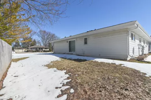 Exterior - 2747 W 8th St, Appleton, WI 54914 photo 1 of 5