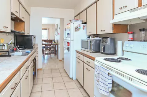 Kitchen - 2747 W 8th St, Appleton, WI 54914 photo 6 of 6