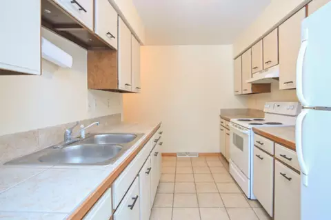 Kitchen - 2747 W 8th St, Appleton, WI 54914 photo 1 of 6
