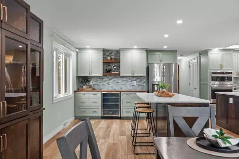 Kitchen - 3225 N Abendroth St, Appleton, WI 54914 photo 1 of 9