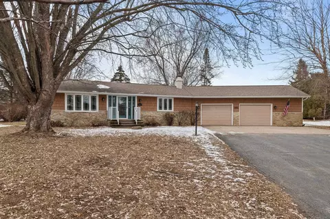3225 N Abendroth St, Appleton, WI 54914