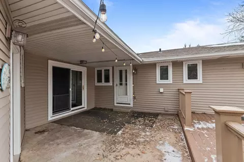 Exterior - 3225 N Abendroth St, Appleton, WI 54914 photo 3 of 10