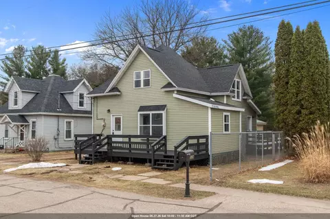236 Church Ave, Redgranite, WI 54970