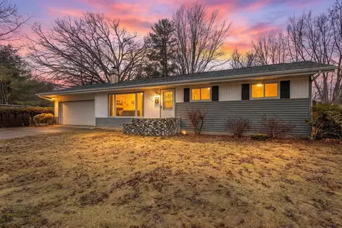 1103 Valley Ln, Shawano, WI 54166