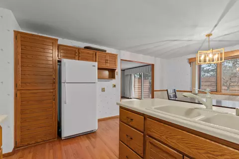 Kitchen - 933 E Windfield Pl #B, Appleton, WI 54911 photo 4 of 4