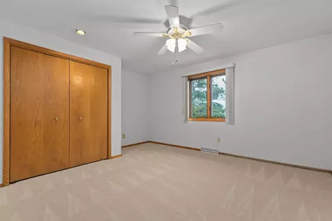 Bedroom - 933 E Windfield Pl #B, Appleton, WI 54911 photo 3 of 4