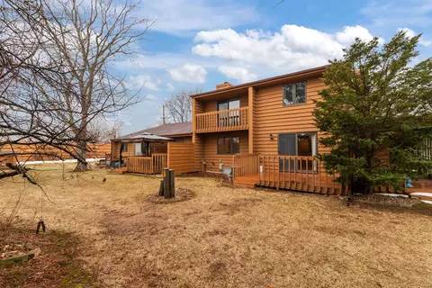 Exterior - 933 E Windfield Pl #B, Appleton, WI 54911 photo 7 of 7