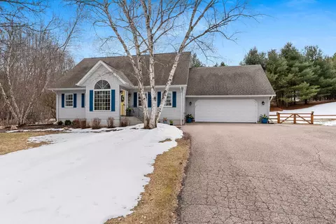 e1715 Lake Shore Drive, Iola, WI 54945