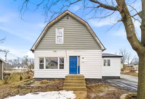 418 E Hancock St, New London, WI 54961