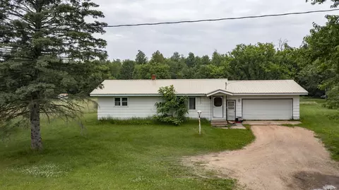 e1990 Wisconsin 54, Waupaca, WI 54981