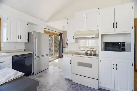 Kitchen - 2602 N William St, Appleton, WI 54914 photo 3 of 3