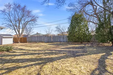 Exterior - 2602 N William St, Appleton, WI 54914 photo 1 of 5
