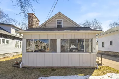 1306 S Lawe St, Appleton, WI 54915