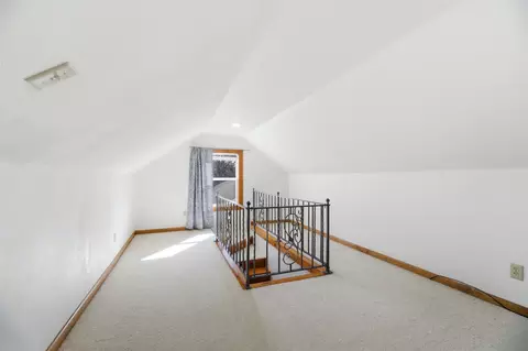 Entry Way - 1306 S Lawe St, Appleton, WI 54915 photo 1 of 1