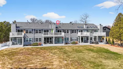 247 S 1st St, Winneconne, WI 54986