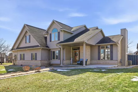 1520 Turtle Dove Trl, De Pere, WI 54115