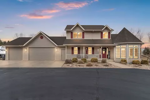 w688 River Bend Drive, Kaukauna, WI 54130