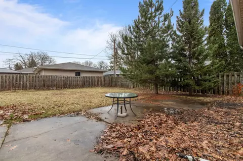 Exterior - 2436 Hickory Ln, Appleton, WI 54915 photo 3 of 5