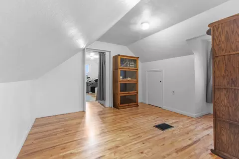 Bedroom - 2436 Hickory Ln, Appleton, WI 54915 photo 6 of 7