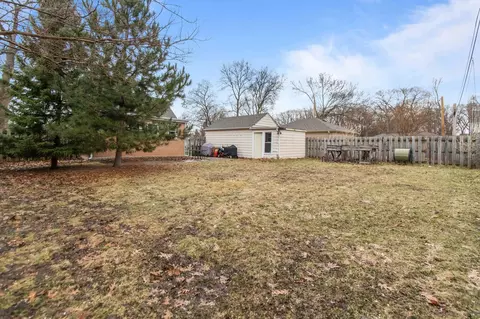 Exterior - 2436 Hickory Ln, Appleton, WI 54915 photo 4 of 5