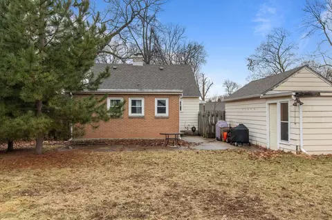 Exterior - 2436 Hickory Ln, Appleton, WI 54915 photo 5 of 5