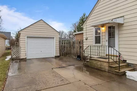 Other - 2436 Hickory Ln, Appleton, WI 54915 photo 2 of 9