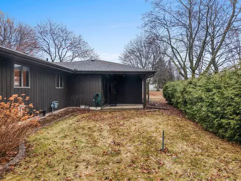 Exterior - n9562 Otte Court, Appleton, WI 54915 photo 7 of 14