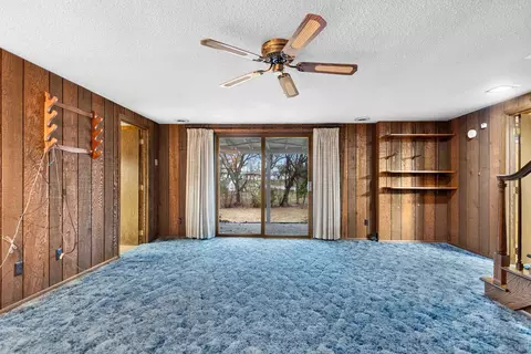 Living - n9562 Otte Court, Appleton, WI 54915 photo 5 of 6