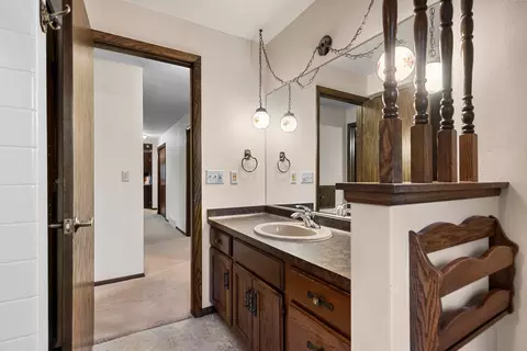 Bath - n9562 Otte Court, Appleton, WI 54915 photo 1 of 3