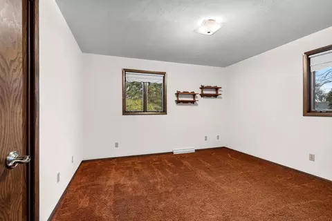Bedroom - n9562 Otte Court, Appleton, WI 54915 photo 7 of 7