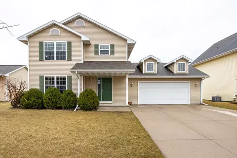 2642 Marathon Ave, Neenah, WI 54956