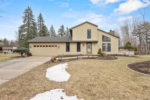 209 E Trillium Cir, Green Bay, WI 54313