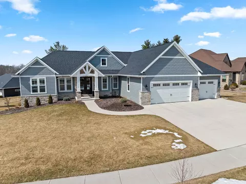 1361 Coral Reef Ln, Howard, WI 54313