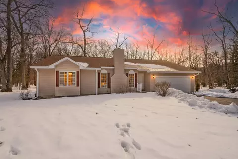 n3236 Kozuzek Road, Peshtigo, WI 54157