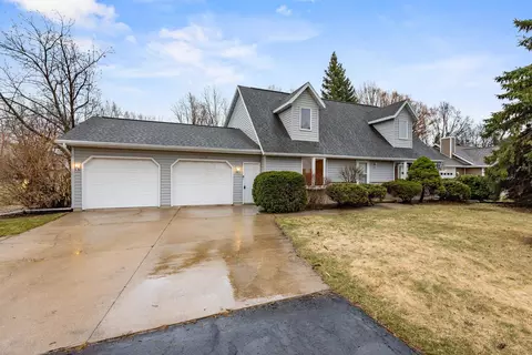 Exterior - n9650 Darboy Drive, Appleton, WI 54915 photo 4 of 17