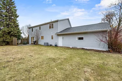 Exterior - n9650 Darboy Drive, Appleton, WI 54915 photo 9 of 17