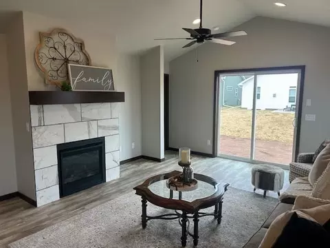 3727 E Callalilly Ln, Appleton, WI 54913 photo 3