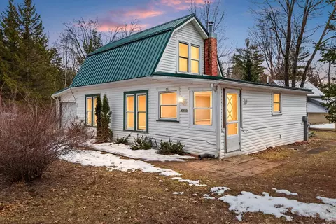 w5851 Lake Drive, Shawano, WI 54166