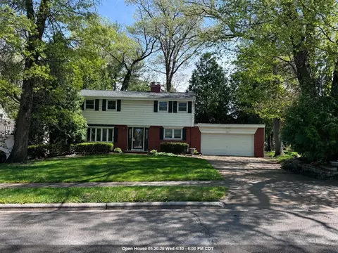 1321 Wiesner St, Green Bay, WI 54304