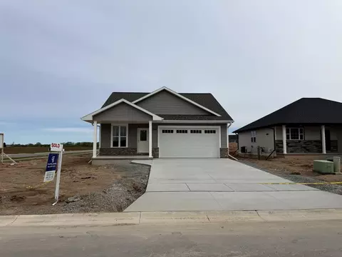 928 Enclave Ct, De Pere, WI 54115