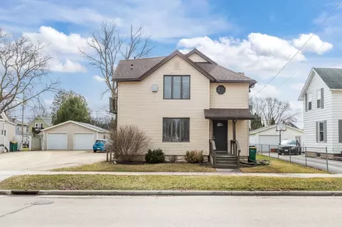 28 E 11th St, Fond Du Lac, WI 54935