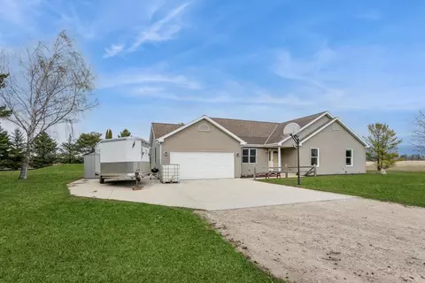 n8425 Meadowlark Road, Sheboygan, WI 53083
