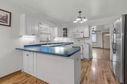 Kitchen - 730 E Marquette St, Appleton, WI 54911 photo 4 of 4