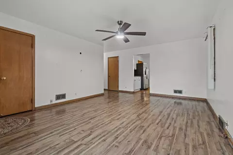 Living - 730 E Marquette St, Appleton, WI 54911 photo 2 of 2