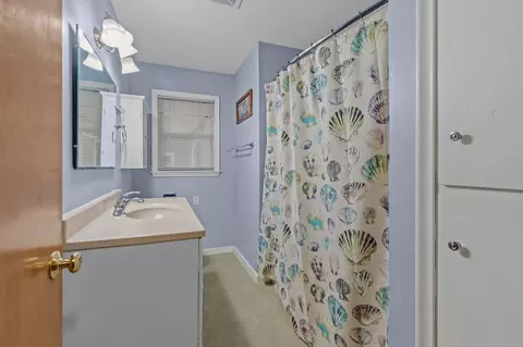 Bath - 730 E Marquette St, Appleton, WI 54911 photo 1 of 1