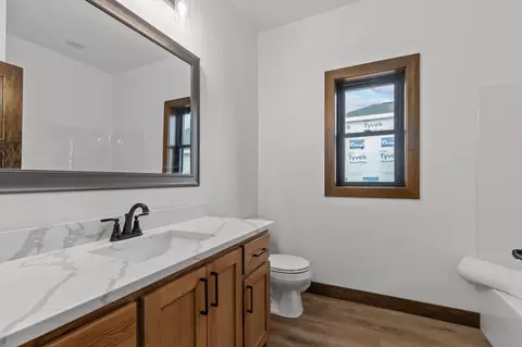Bath - N9265 Anton Street, Appleton, WI 54915 photo 6 of 8